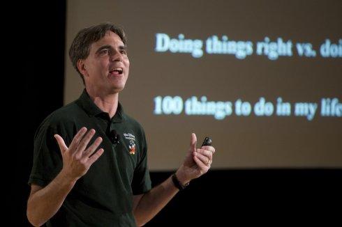 Living True to Your Dreams and Follow Your Passion 衷于夢想，追隨熱情 Randy Pausch 蘭迪·波許