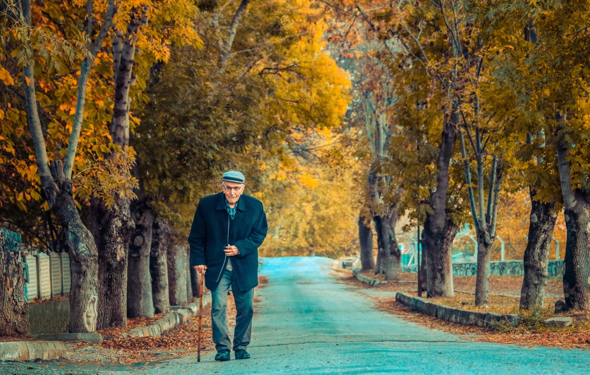 在50歲及以上的成年人中，有三分之一的人不準(zhǔn)備退休