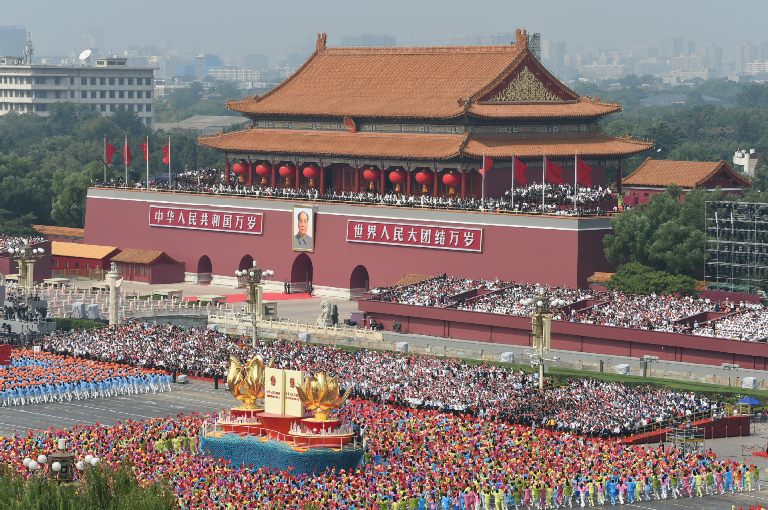 每日一詞 ∣中華人民共和國成立70周年 the 70th anniversary of the founding of the PRC